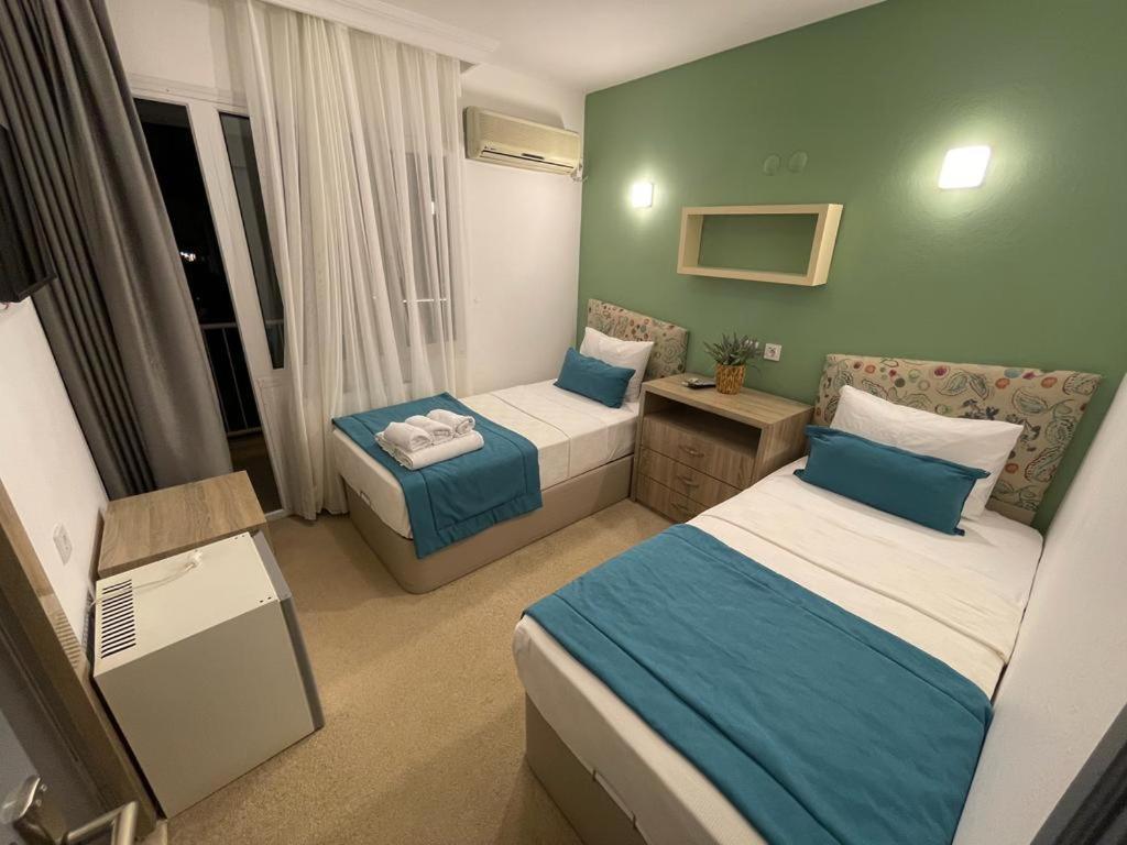 גומולדור Colophon Beach Otel מראה חיצוני תמונה